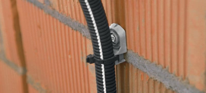 X-ECT MX Cable tie mount Plastic cable/conduit tie holder for use with collated nails Applications 1